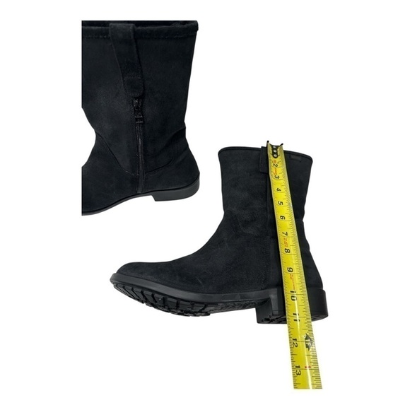 Camper
Suede Boots
Women's Size: 41 US 10 winter moto boots - Picture 8 of 9